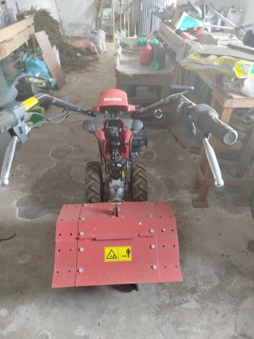 Motocultivadora Laser MG/200 com motor Honda GX200 – Excelente estado!