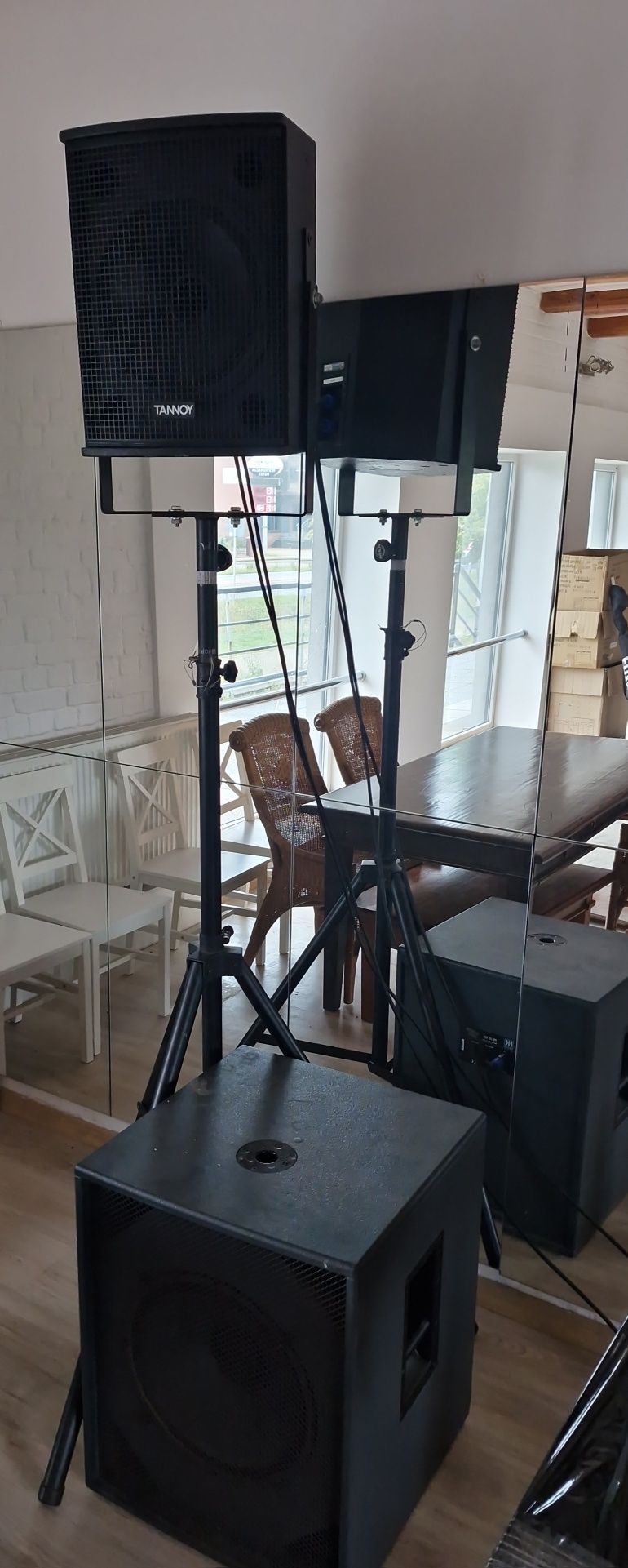 Yamaha p5000s Tannoy V12hp HK Audio