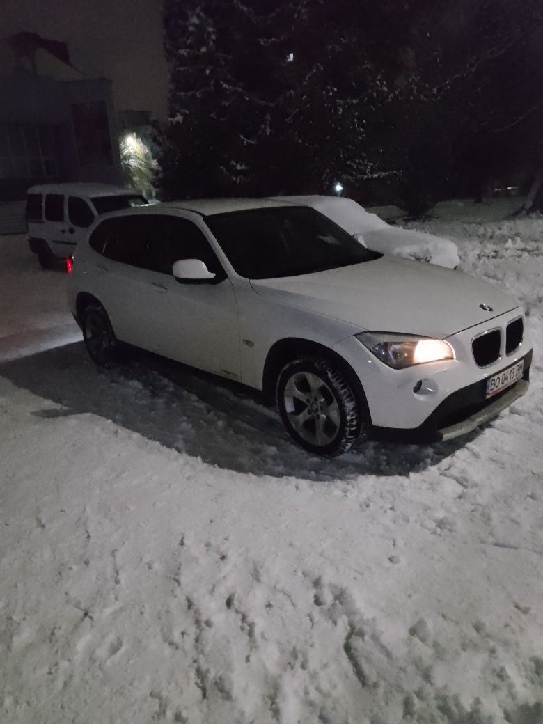 BMW x1 xdrive 2.0 повний привід