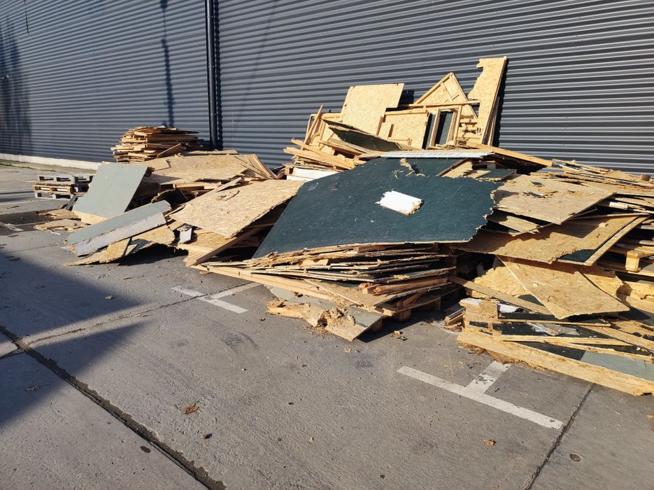 Отдам даром на дрова планки,поддоны