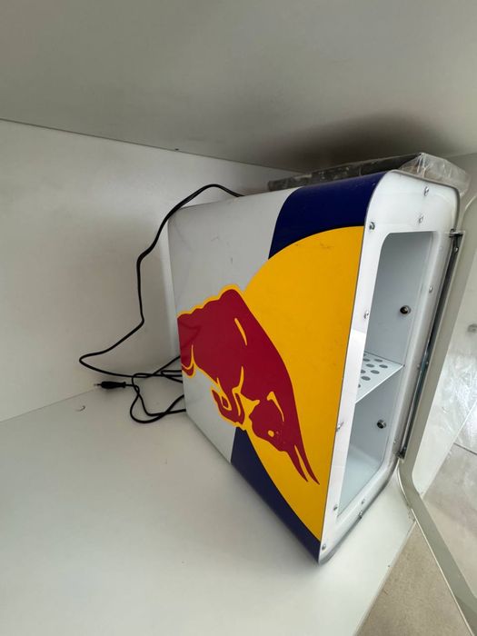 Мини холодильник red bull