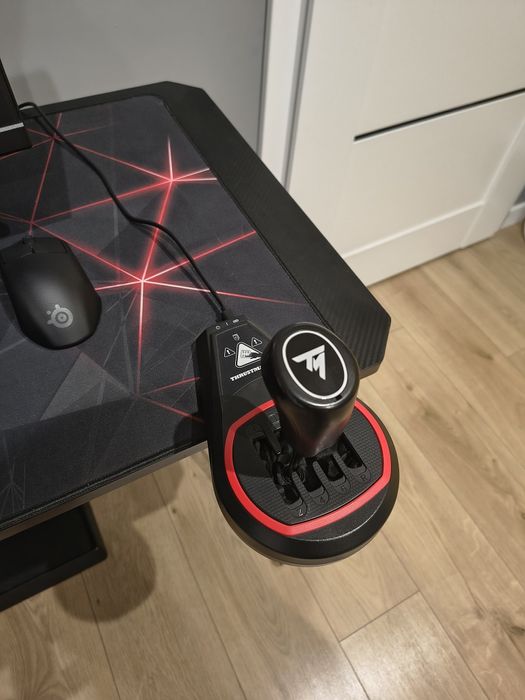 Thrutsmaster tmx pro + shifter TH8S