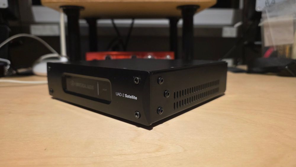 Universal Audio UAD-2 Satellite Quad Core TB2 - akcelerator DSP
