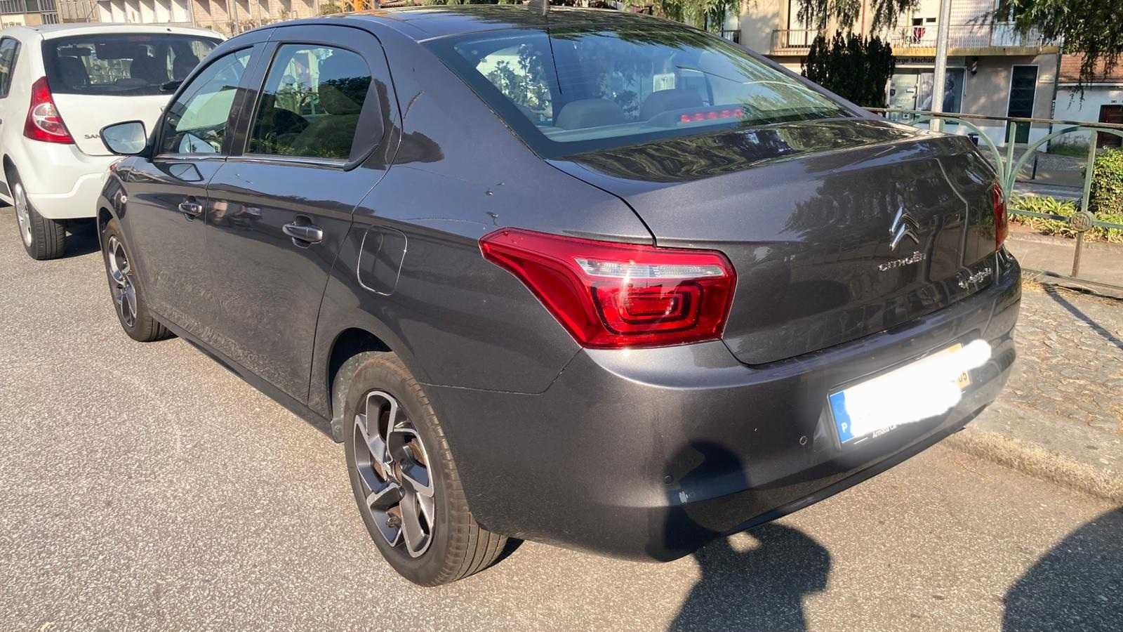 Citroën C-Elysée 2019 – Inspeção em dia