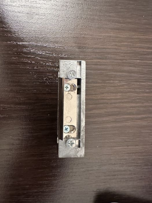 Elektrozaczep hartte by bira