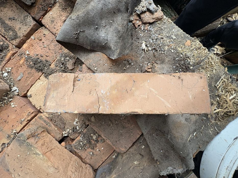 Продам красный керпич