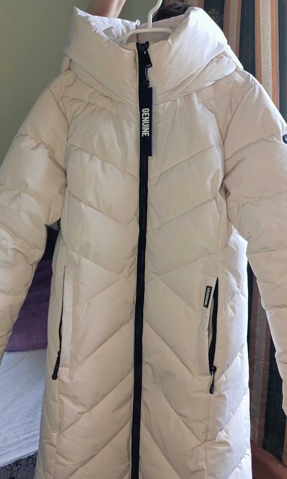 Зимня жіноча куртка