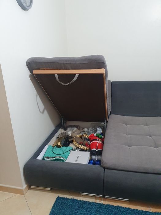 Sofa-cama, em excelente estado