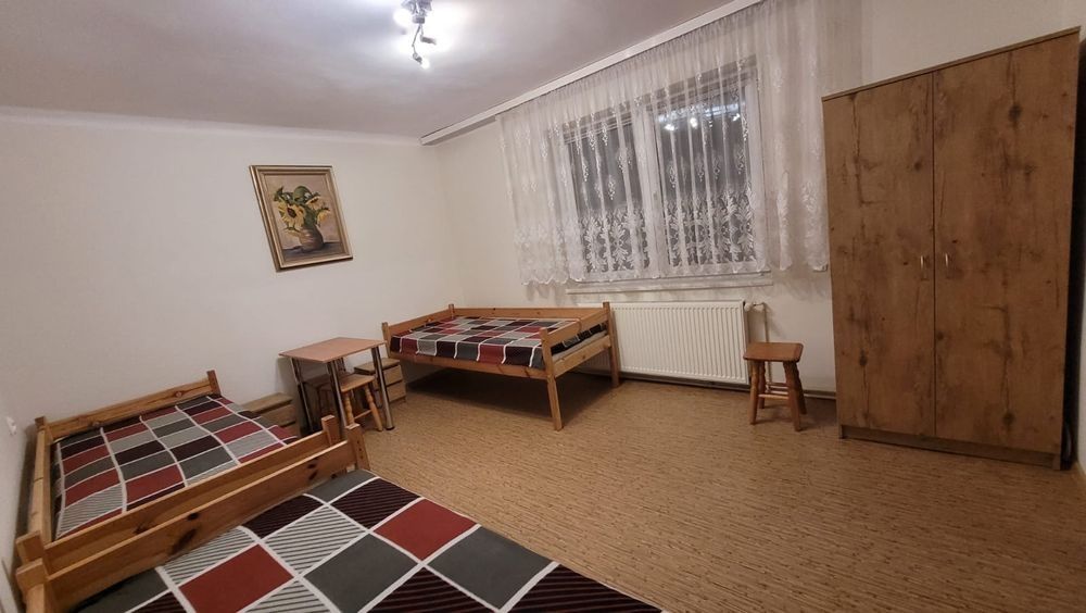 Kwatery, pokoje, noclegi