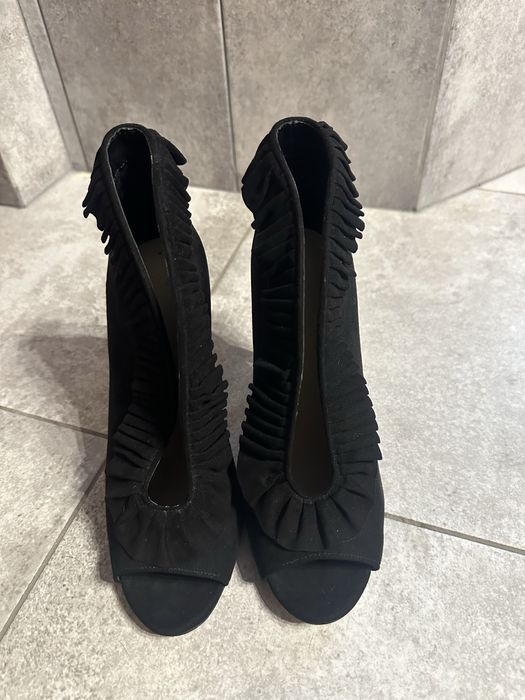 Ботильони черевики 38 розмір