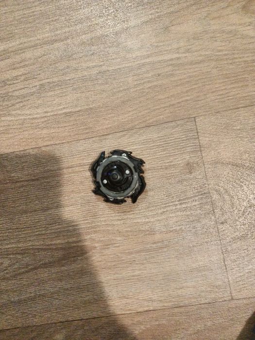 Бейблейд z axiles a4 black