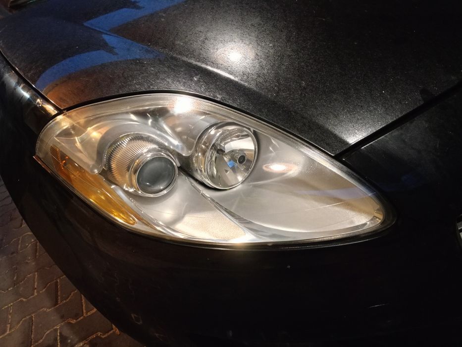 Polerowanie kloszy lamp samochodowych