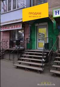 Продам фасадное нежилое помещение, магазин ул. Сегедская / Армейская.