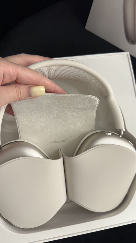 Навушники Apple Airpods Max 2 Starlight нові