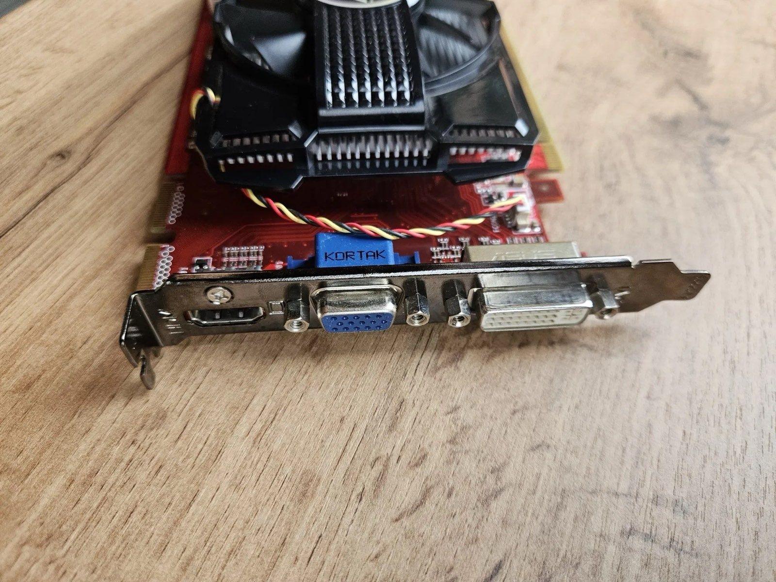 Karta graficzna z HDMI Asus ATI AMD Radeon HD5670