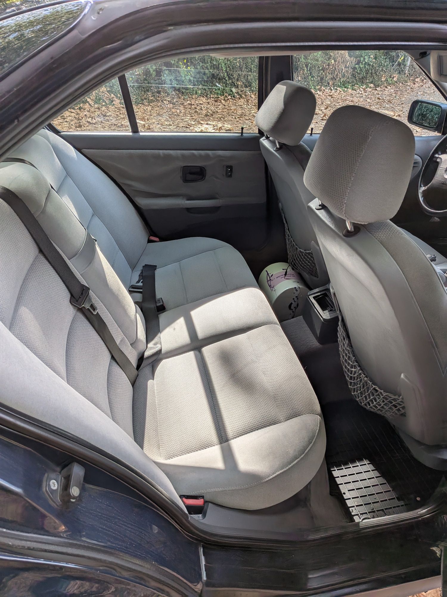 BMW 318 TDS  poucos km