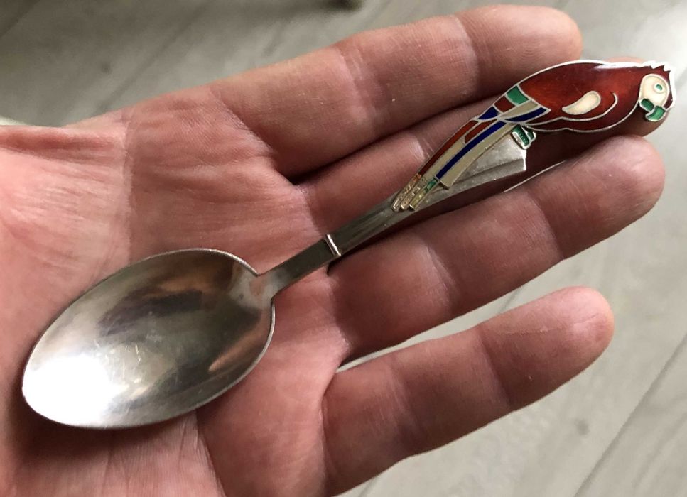 Детская чайная ложка (серебро-916, эмали) - 30,2 г.