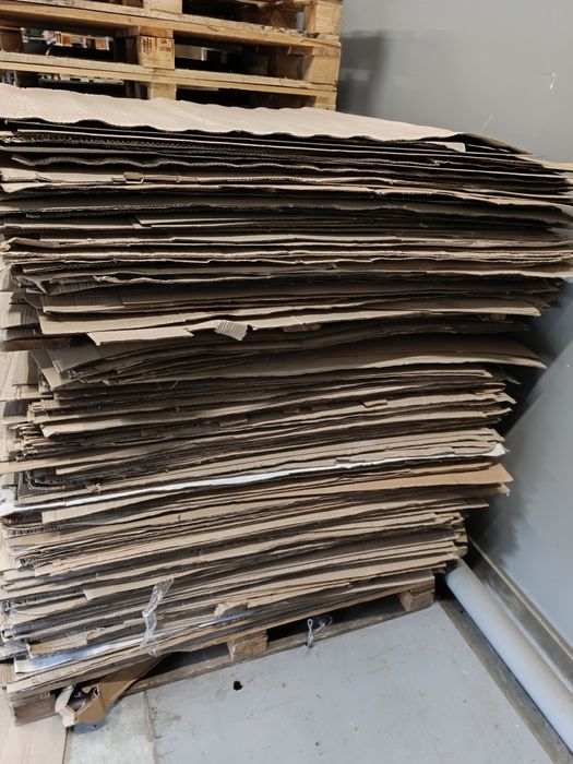 Картонні листи..