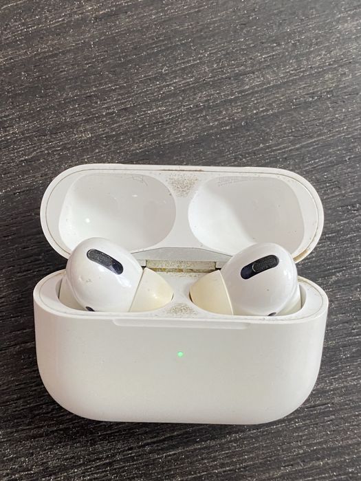 Кейс AirPods pro б/в