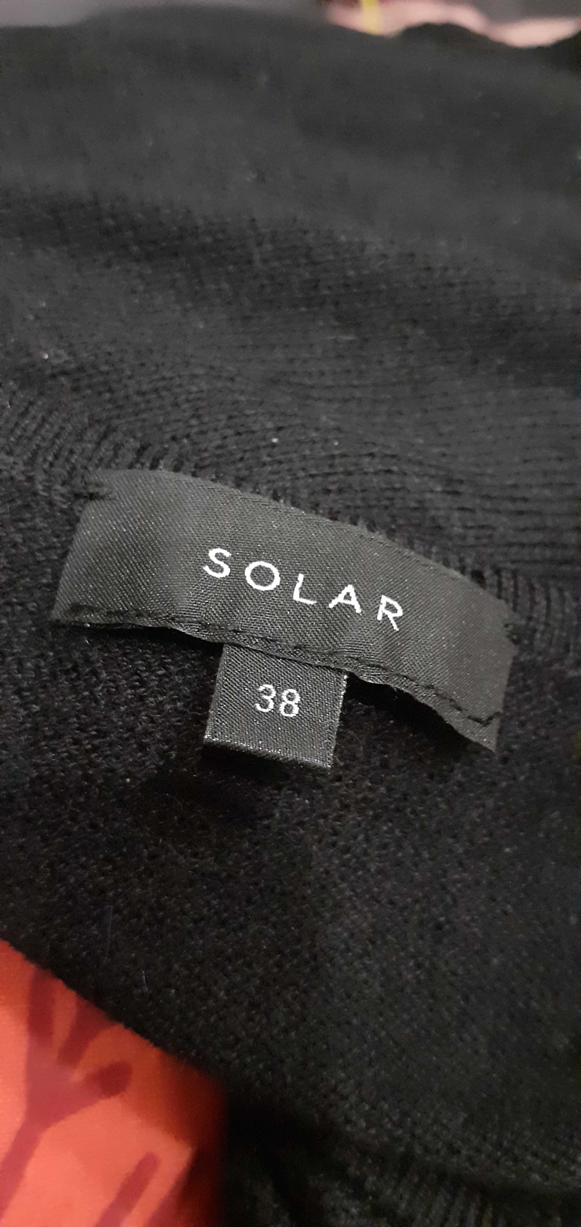Asymetryczna tunika Solar czarna sweterek rozmiar 38 damska
