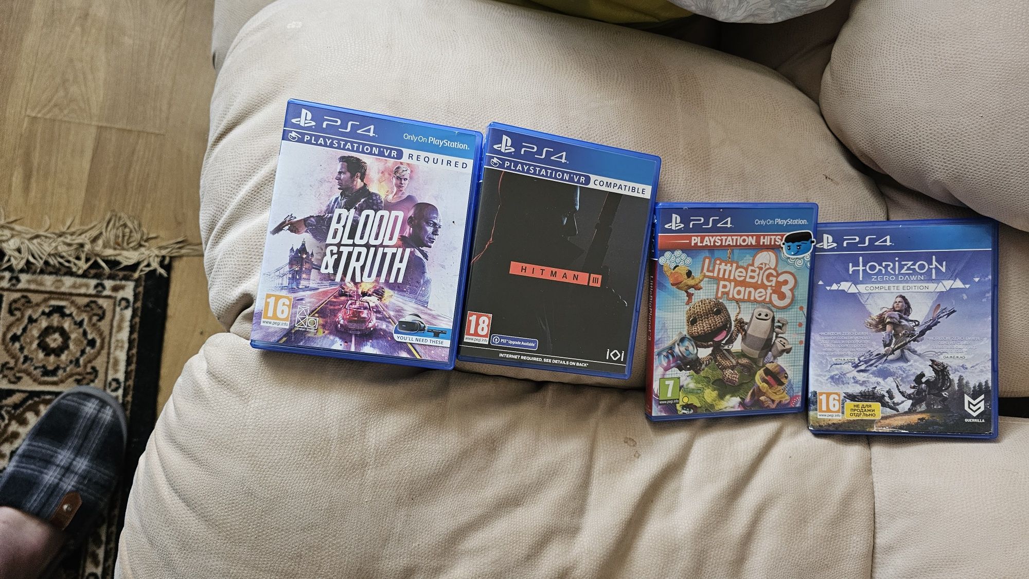 Ps4 pro + vr + cam + move+ диск