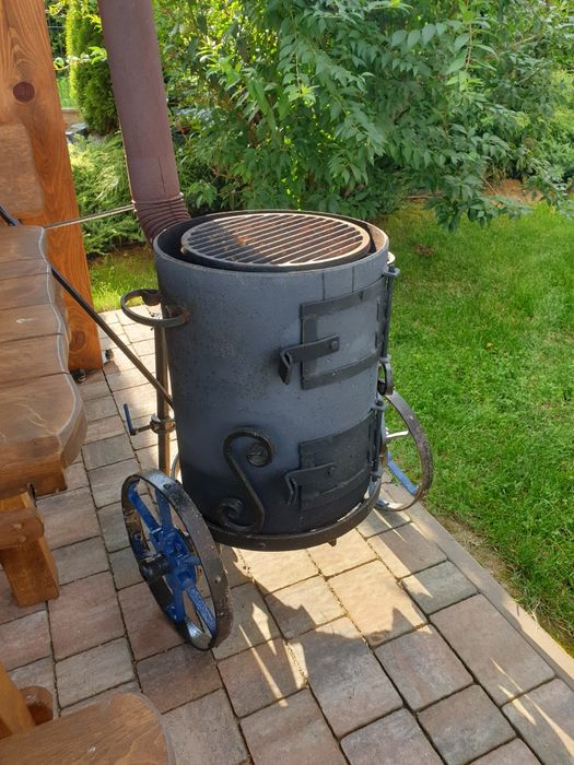 Grill piec solidny
