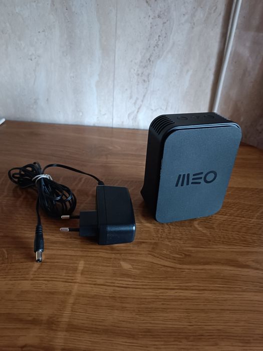 Extensor smart  Wi-Fi  Meo modelo D2150G