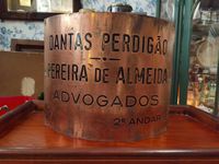 Antiga placa de Cobre de escritório de advogados