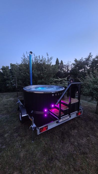 Jacuzzi mobilne na przyczepie