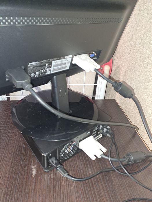 Комплект ПК Fujitsu Q920 з монітором