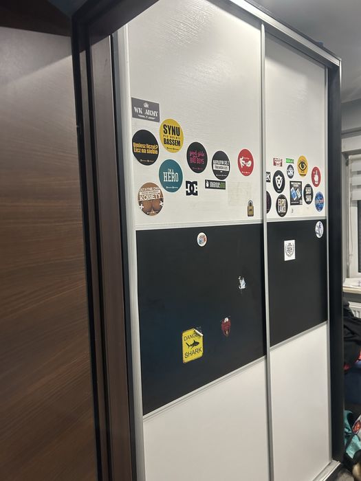 Szafa z przesownymi drzwiami,meble pokiój