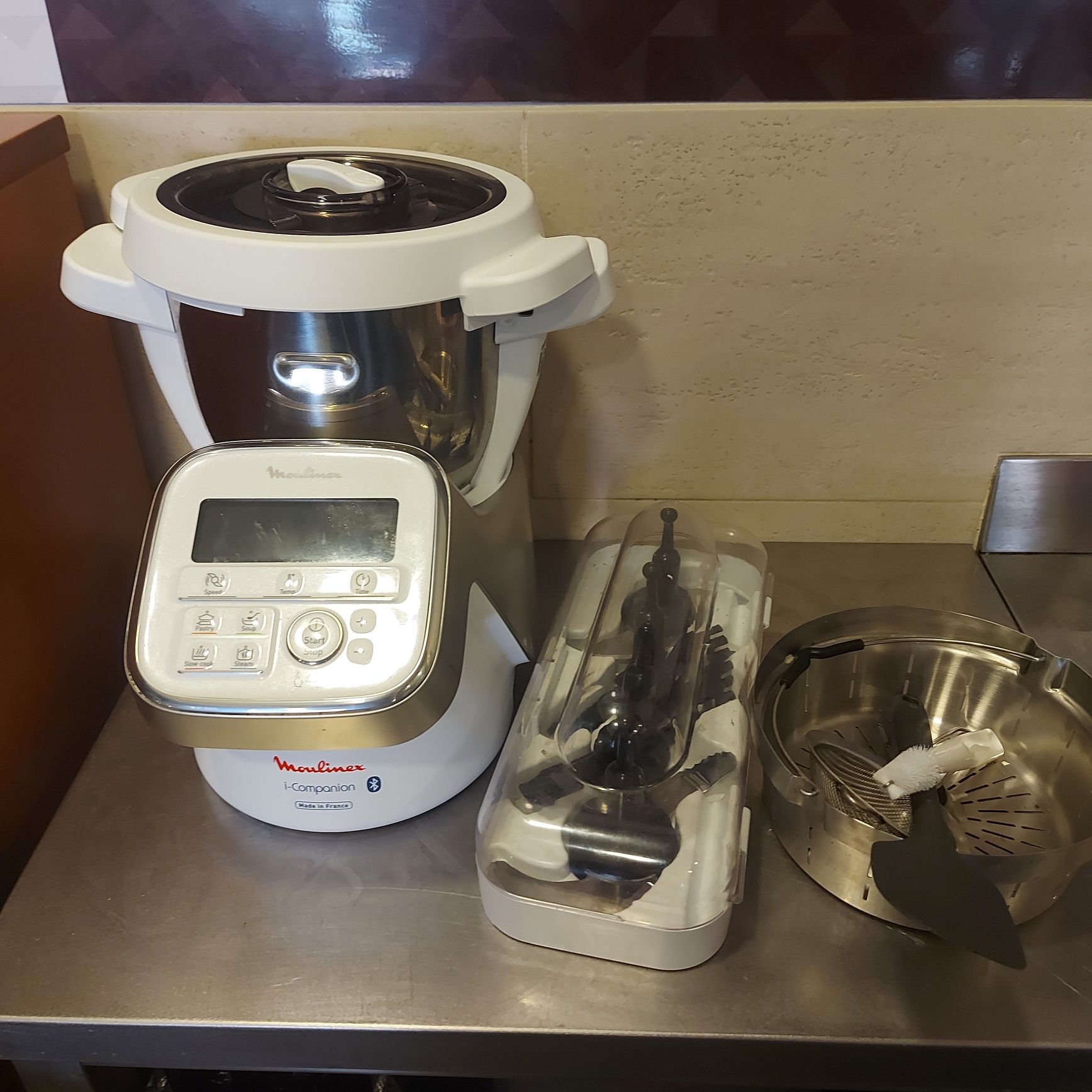 Robot de cozinha Moulinex i- Companion c/panela de vapor pouco uso