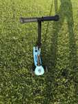 Jeździk/Hulajnoga Scoot and ride Highwaykick 3 LED Blueberry