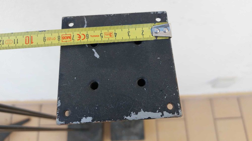 2 pares de suportes de colunas usados