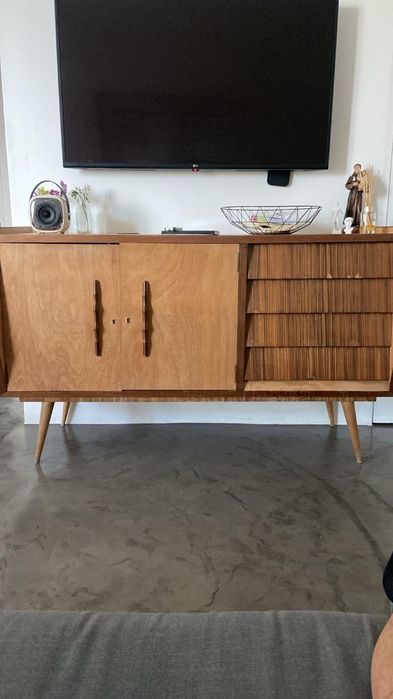 Vendo 2 aparadores e arcas e mais alguma artigos vintage