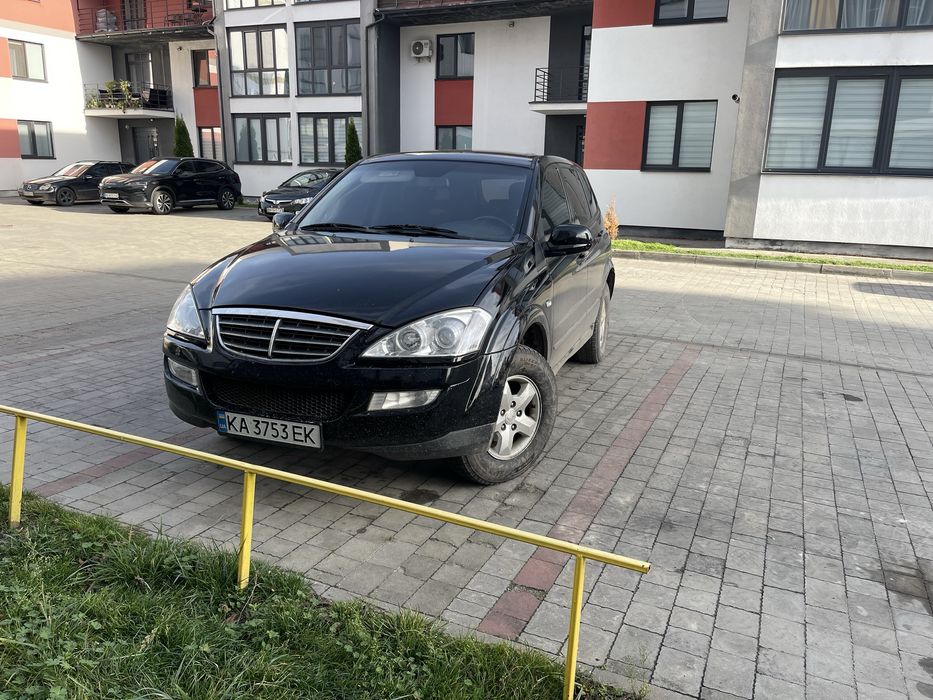 Санг йонг кайрон 2010 року 2.0 дизель