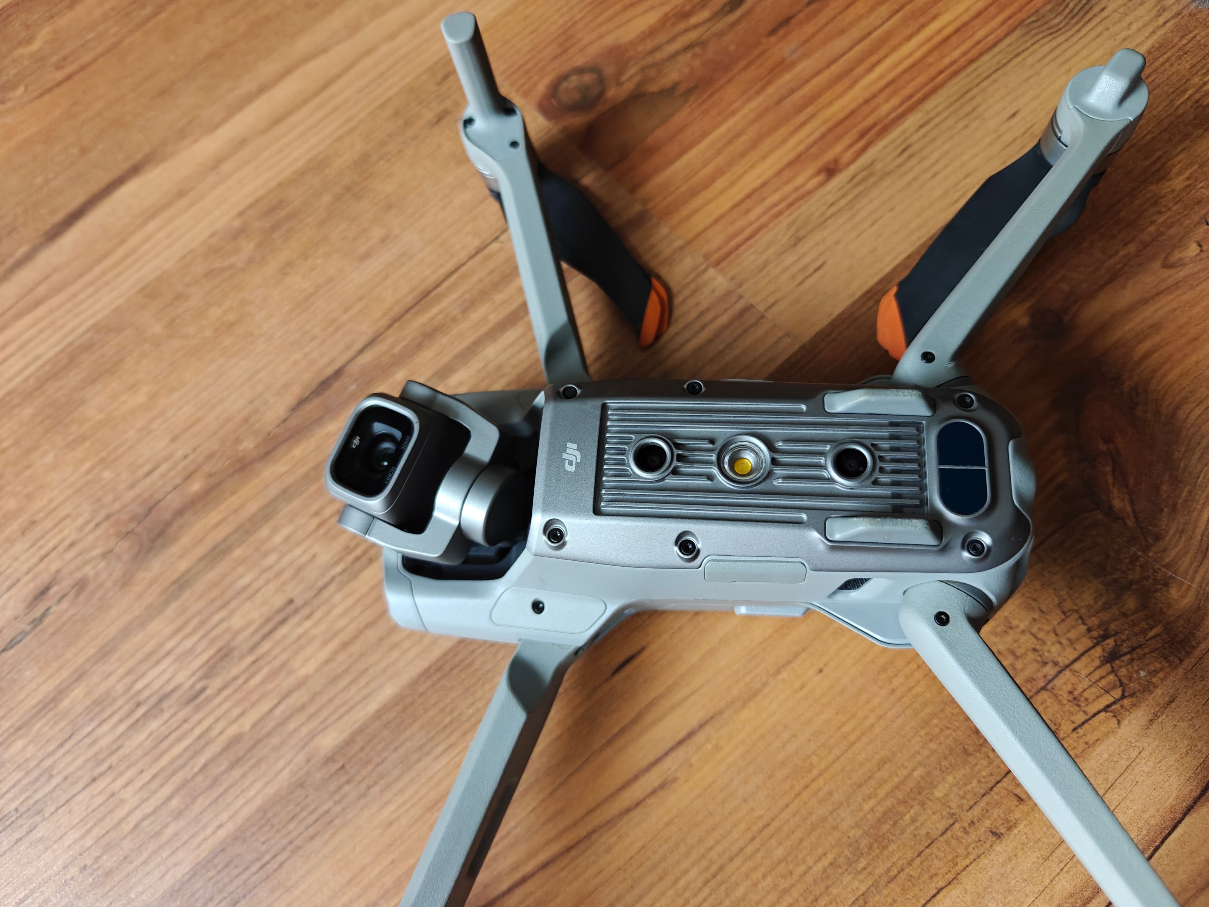 Dron DJI Mavic Air 2s Fly More Combo