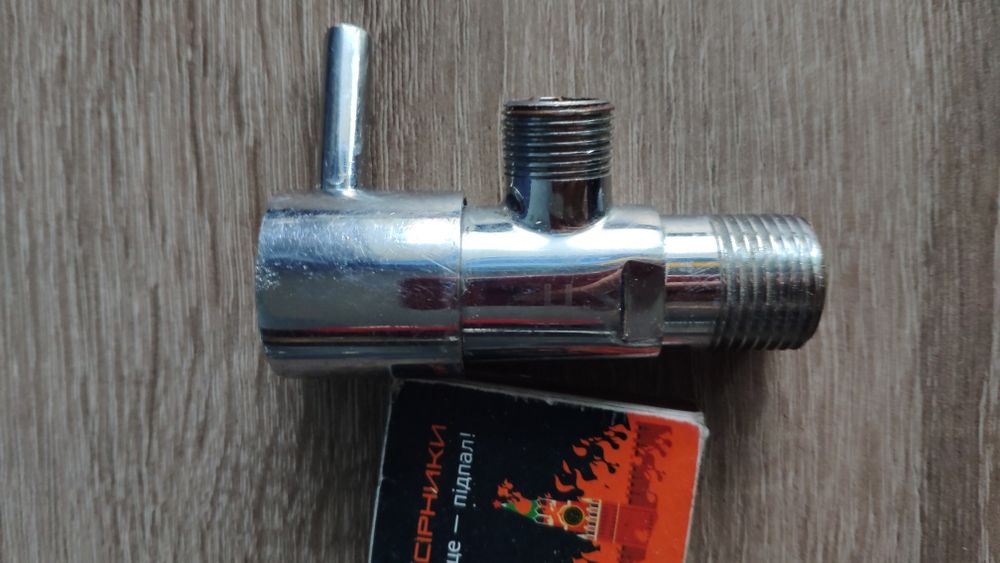 Кран, змішувач на умивальник