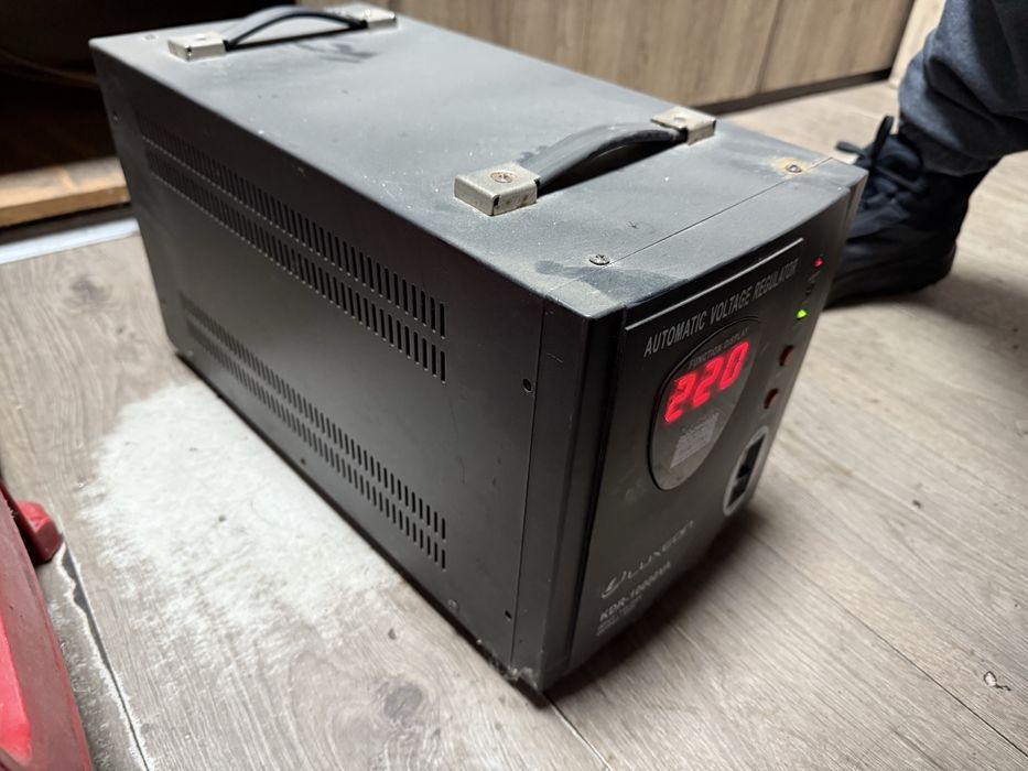 Стабілізатор напруги 10кв