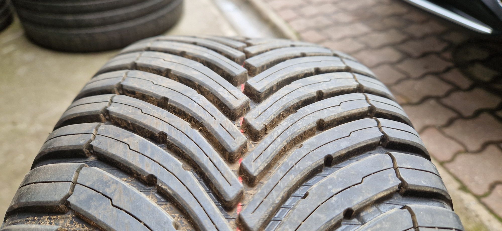 205/60 R16 96V Bridgestone turanza all season 6 enliten 7,5mm 2023r