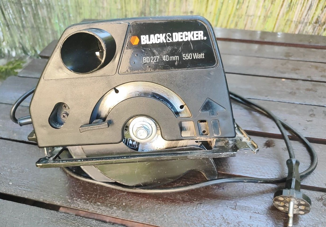 Pilarka tarczowa Black&Decker BD 227 C 550W 40mm