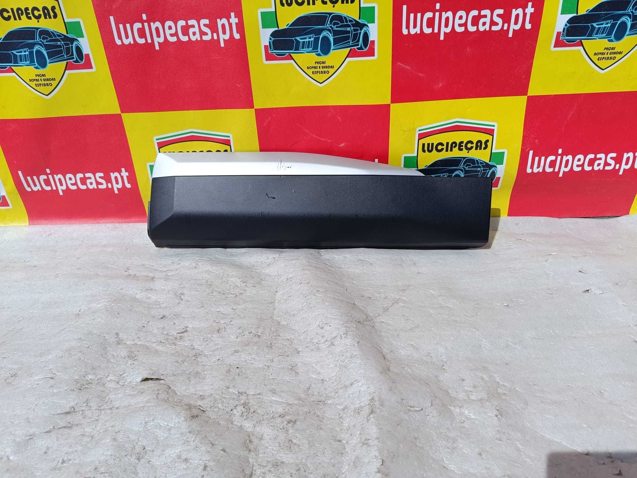 Friso Porta Trás Esq PEUGEOT 2008 II 19-