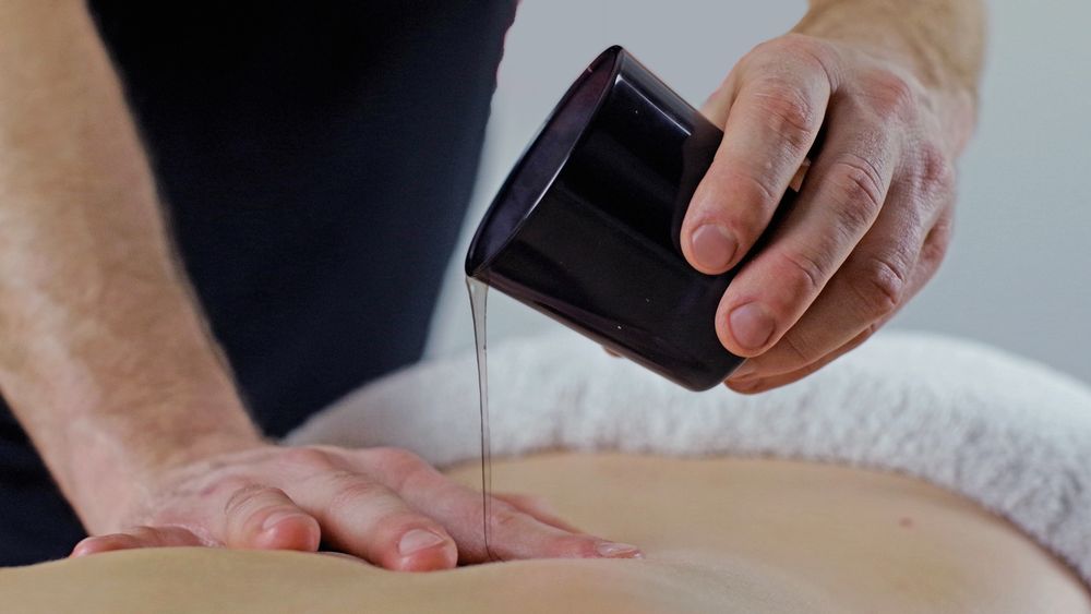 Masaż klasyczny, terapeutyczny, Kobido, lomi lomi, tkank glebokich