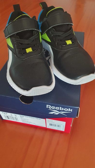 Sapatilhas para atletismo Reebok tamanho 31