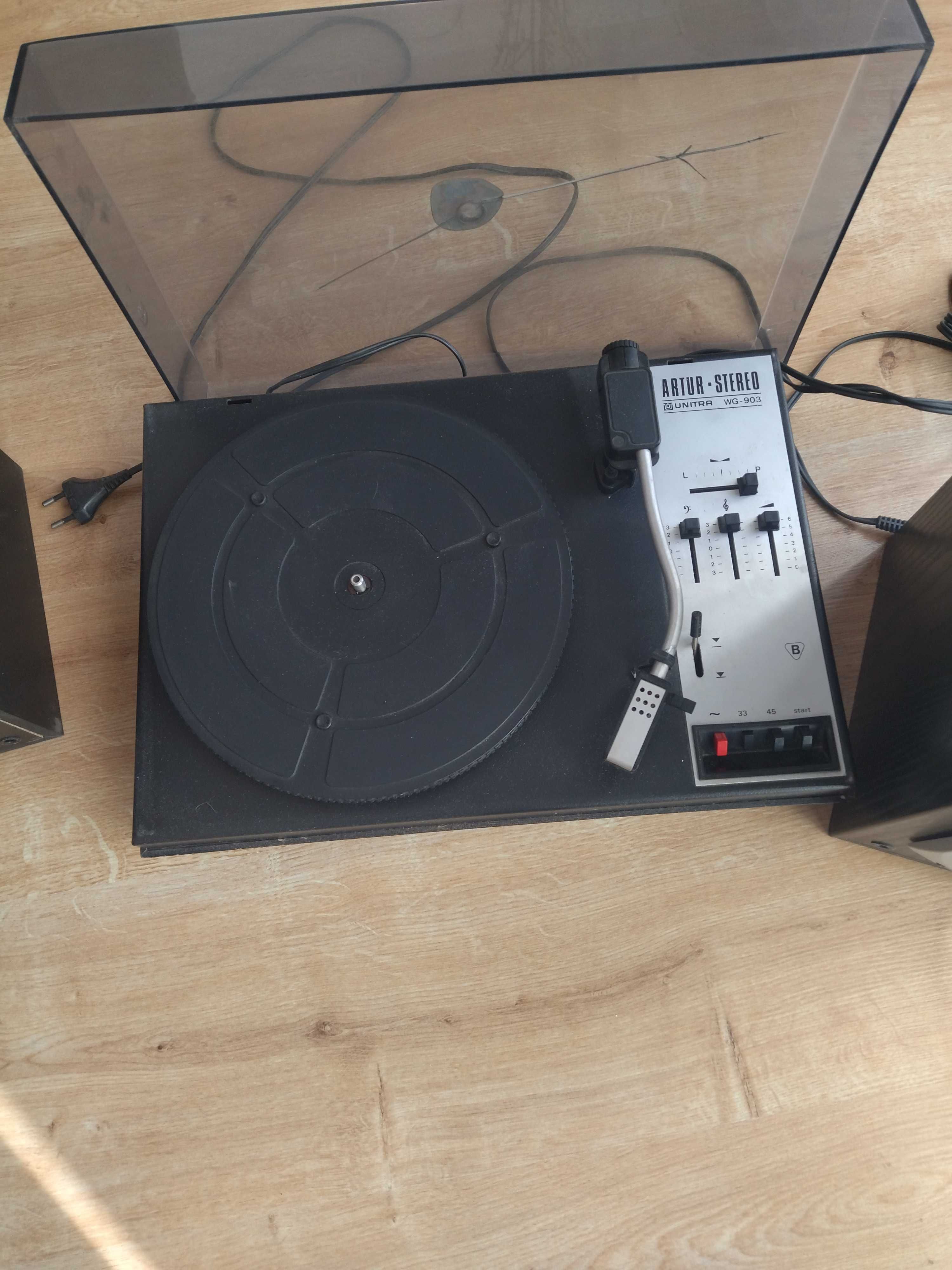 Gramofon, adapter Artur, kolumny
