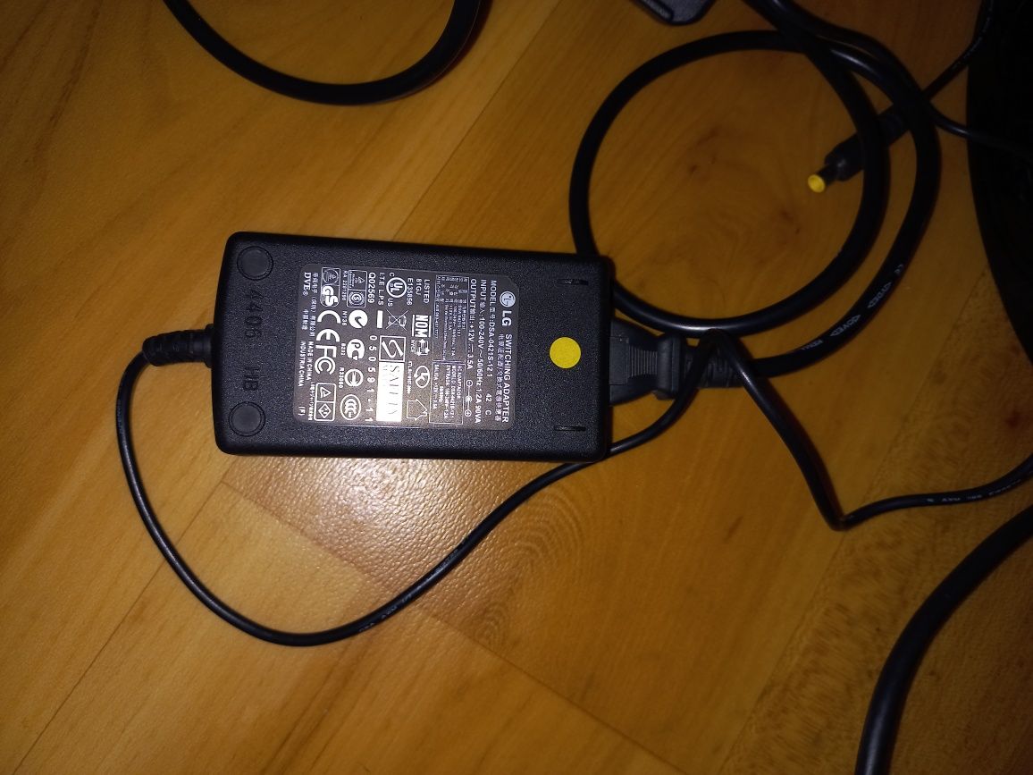 Монітор LG flatron 19