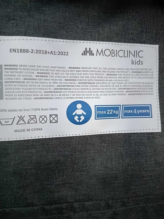 Carrinho de bebé novo