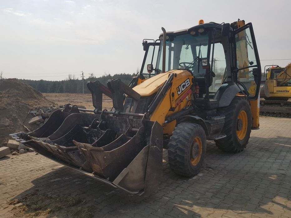 Usługi Koparko-ładowarką oraz mini koparką usługi transportowe