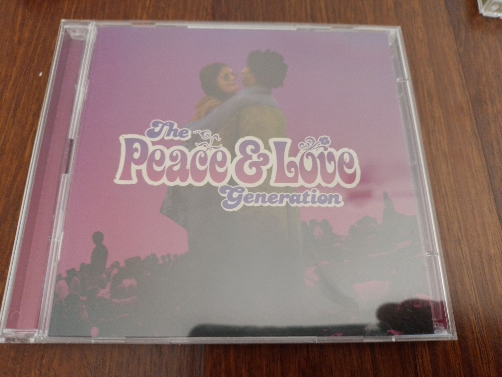 Vendo caixa com 6 cds The Peace & Love Genaration