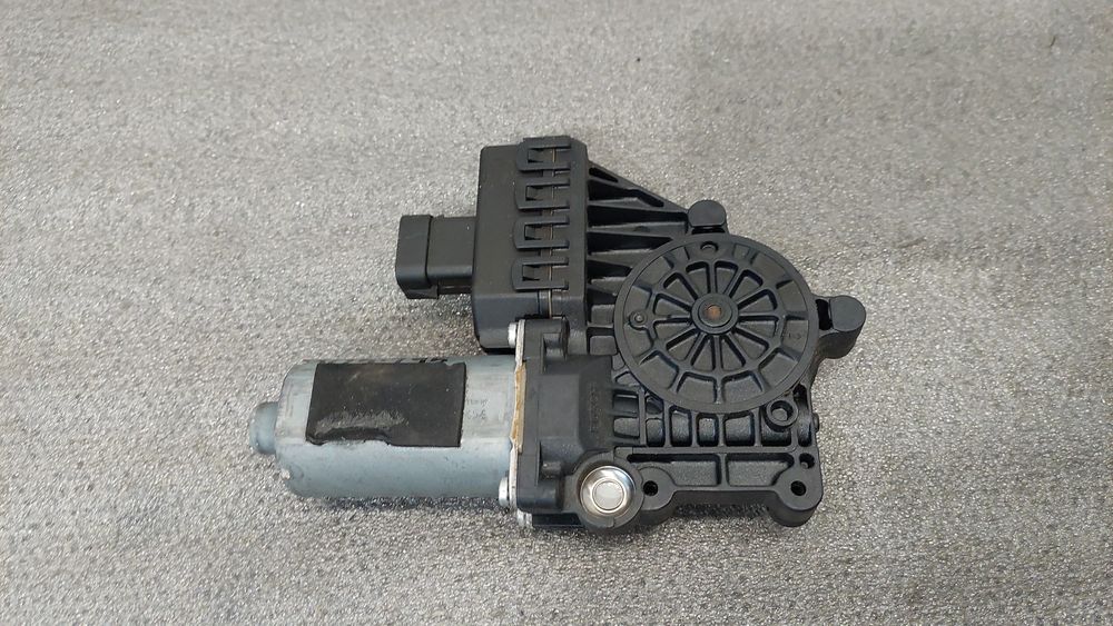 Motor vidro frente esquerdo OPEL Astra H GTC (L08)